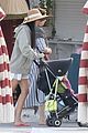 dakota-doting