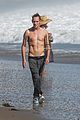 meyers-shirtless