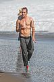 meyers-shirtless