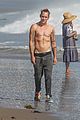 meyers-shirtless