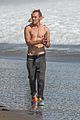 meyers-shirtless
