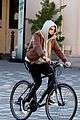 chalamet-biking