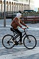 chalamet-biking