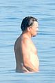 dicaprio-beachemile