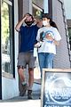 shia-hiking2