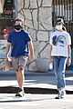 shia-hiking2