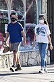 shia-hiking2