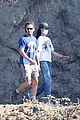 shia-hiking2