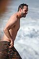 keanu-reeves-shirtless