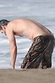 keanu-reeves-shirtless