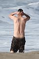 keanu-reeves-shirtless