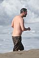 keanu-reeves-shirtless