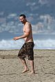 keanu-reeves-shirtless