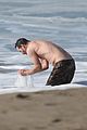 keanu-reeves-shirtless