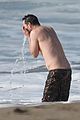 keanu-reeves-shirtless