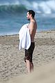 keanu-reeves-shirtless