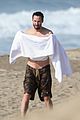 keanu-reeves-shirtless