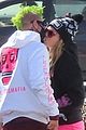avril-mod-kiss