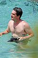 hutcherson-shirtless