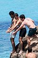 hutcherson-shirtless