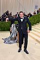 jimmy-fallon-has-fun-with-biebers-rita-ora-taika-met-ball
