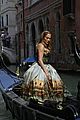 jlo-gondola