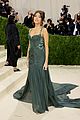 madison-beer-serves-old-school-glamour-at-the-met-gala