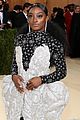 simone-biles-88-pound-dress-met-gala-2021