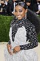 simone-biles-88-pound-dress-met-gala-2021