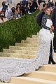 simone-biles-88-pound-dress-met-gala-2021