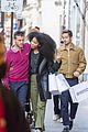 gossip-girl-cast-shopping-in-paris