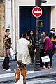gossip-girl-cast-shopping-in-paris