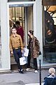 gossip-girl-cast-shopping-in-paris