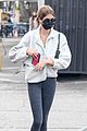 kaia-gerber-jacob-elordi-leave-pet-store-in-la