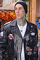 kourtney-kardashian-travis-barker-stroll-nyc