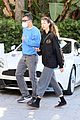 margaret-qualley-and-jack-antonoff-share-a-kiss