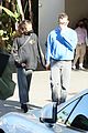 margaret-qualley-and-jack-antonoff-share-a-kiss