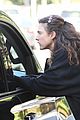 margaret-qualley-and-jack-antonoff-share-a-kiss