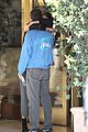margaret-qualley-and-jack-antonoff-share-a-kiss