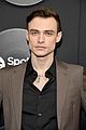 thomas-doherty-replacing-garrett-hedlund-the-bride