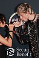 mgk-amas-red