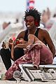 willow-smith-flaunts-pda-dewayne