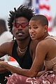 willow-smith-flaunts-pda-dewayne