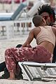 willow-smith-flaunts-pda-dewayne