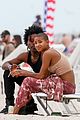 willow-smith-flaunts-pda-dewayne
