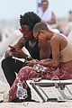 willow-smith-flaunts-pda-dewayne