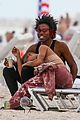 willow-smith-flaunts-pda-dewayne