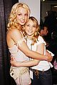 spears-unfollows-insta