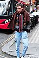 eddie-redmayne-bundles-up-in-london
