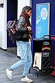 eddie-redmayne-bundles-up-in-london